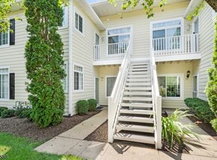 48 Wescott Rd, Bedminster, NJ 07921