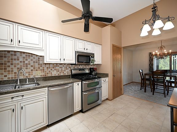 2nd image of 17833 Cameron Pkwy