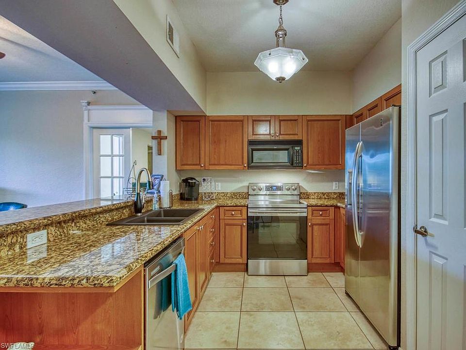1st image of 10017 Villagio Gardens Ln Unit 105