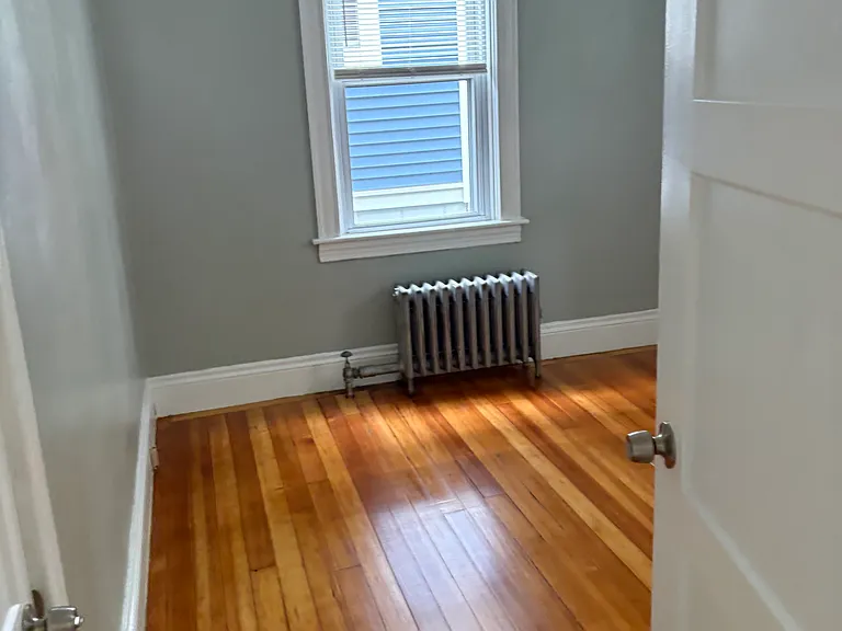 35 Pinehurst Ave #1 — Photo 7