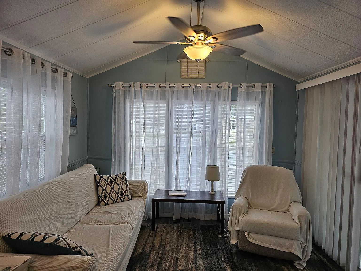 1 bed, 408 sqft, $1,025 — Photo 3