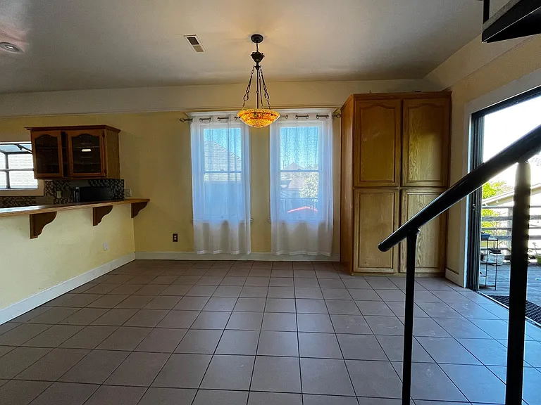 1440 Bay St — Photo 36
