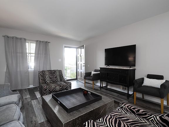 4th image of 2658 Southbury Cir #2658
