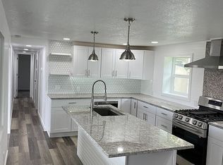 2 Spinner Rd, Lemoyne, NE 69146