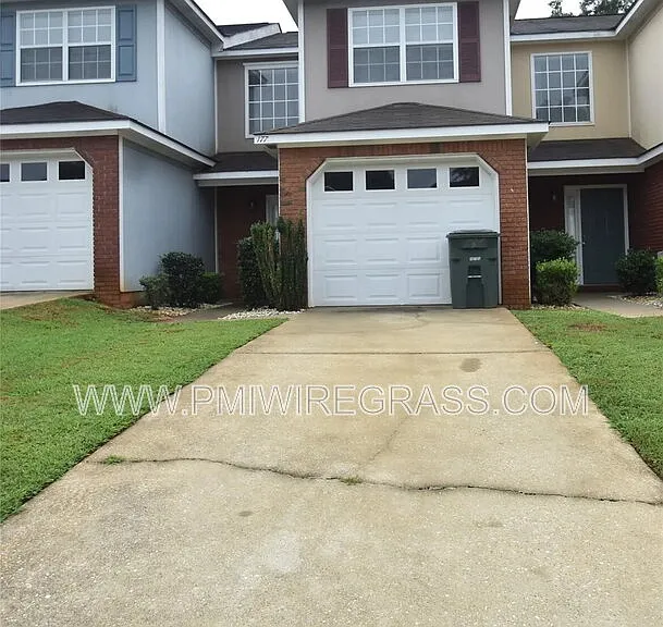 177 N Springview Dr — Photo 3