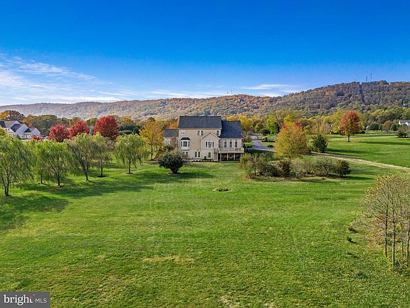 5th image of 15850 Parnell Ct