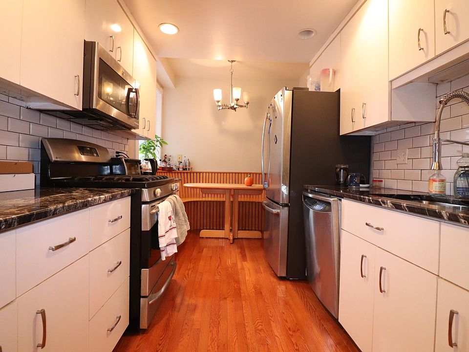 1st image of 1038 Beacon St Suite 3