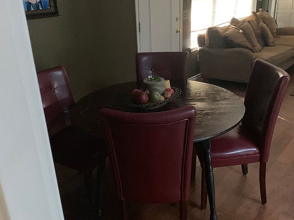 5th image of 3714 Farwell Dr
