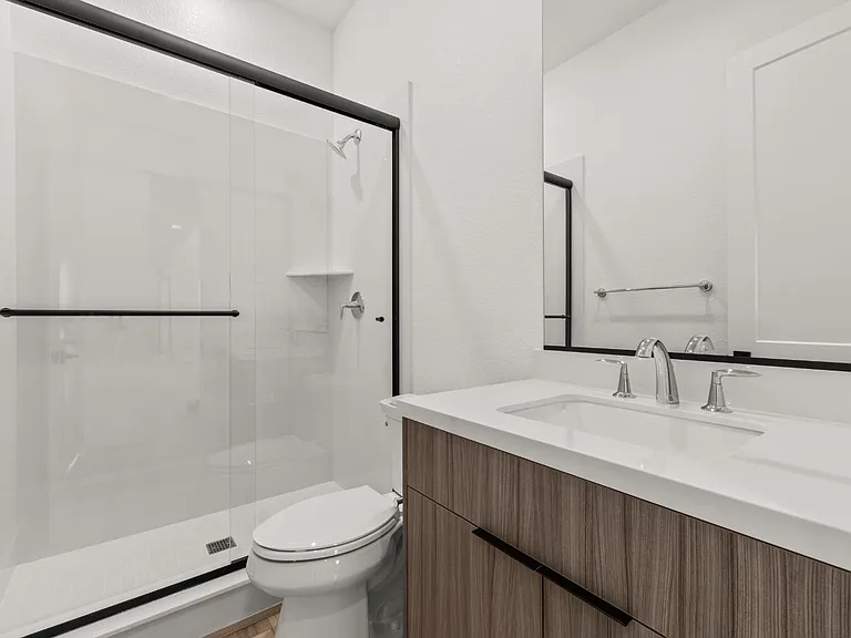 6162 Kings Peak Dr — Photo 31