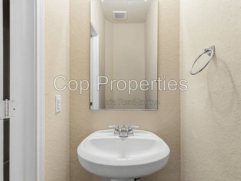 8430 Terlingua Cv — Photo 14