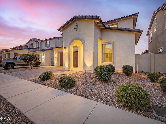 3rd image of 20932 E CARRIAGE Way