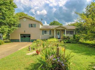 3231 Kanawha Ave, Hurricane, WV 25526