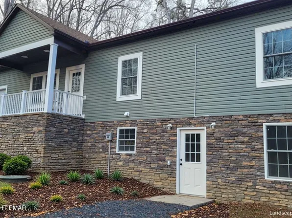 269 Stafford Dr, Bushkill, PA 18324