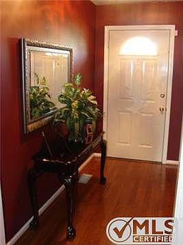 4th image of 1324 Meredith Way