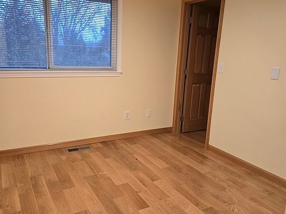4th image of 12830 26th Ave S
