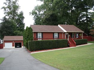 8298 Wonderland Ln, Mechanicsville, VA 23111