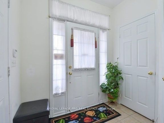 3rd image of 41 Unionville Cres