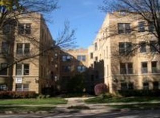 138 N Haven Rd APT 2W, Elmhurst, IL 60126