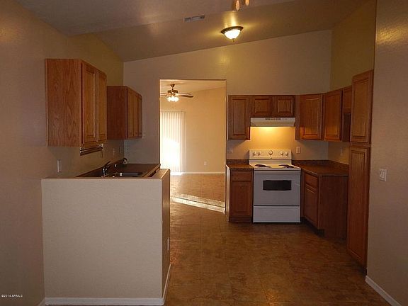 3rd image of 13806 N Verbena St