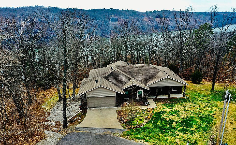 1st image of 12 James Ln