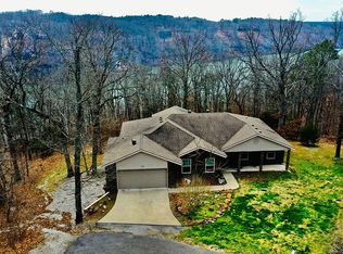 12 James Ln, Bella Vista, AR 72714