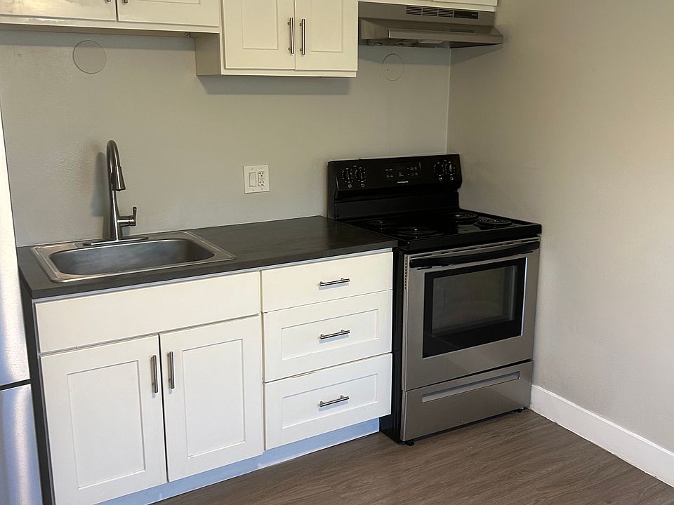 1st image of 10527 W 6th Pl #103