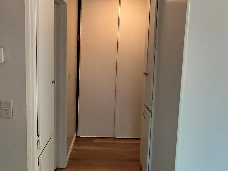 187 E Cherry Ln #211 — Photo 2