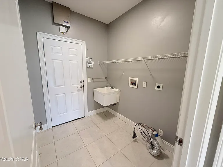 3719 Bay Tree Rd — Photo 13
