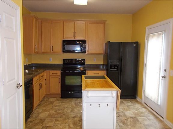 5th image of 2392 San Jacinto Dr
