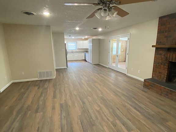 2nd image of 1417 Claremont Ter