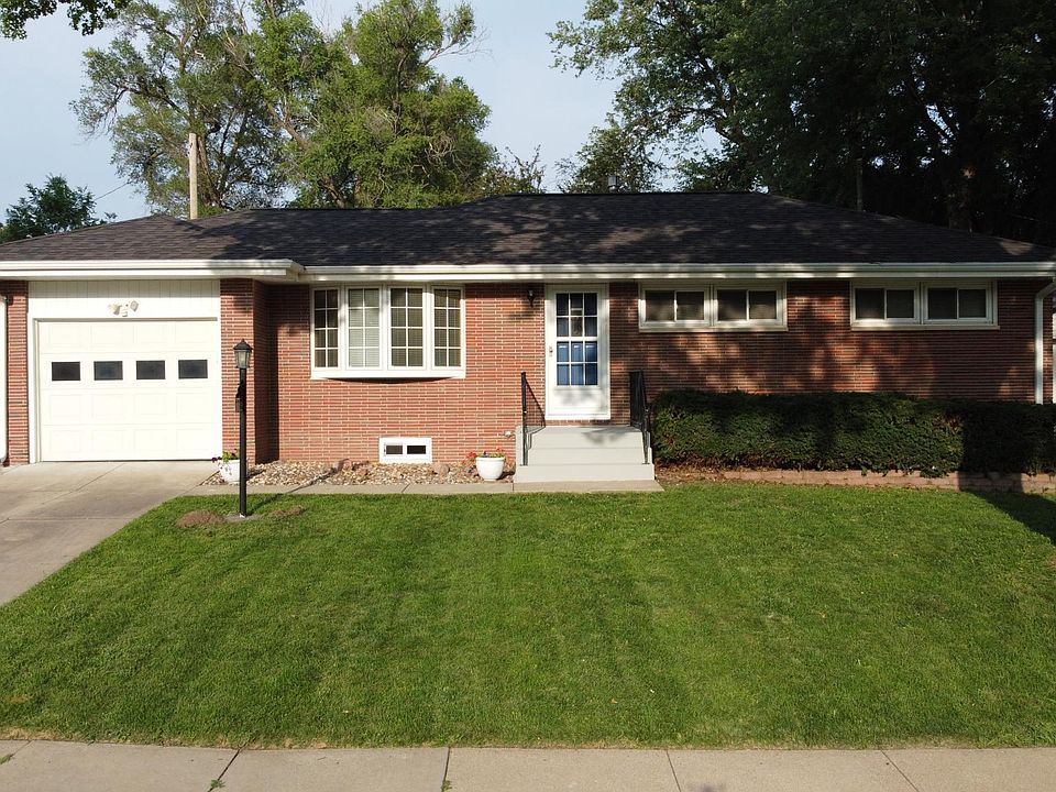 1st image of 1912 N 60th St