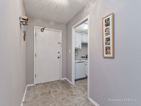 4th image of 2000 Saint Regis Dr APT 5A
