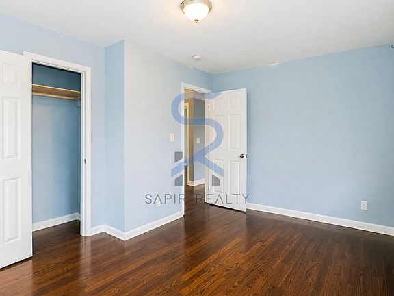 5th image of 164 Fairburn Rd SW