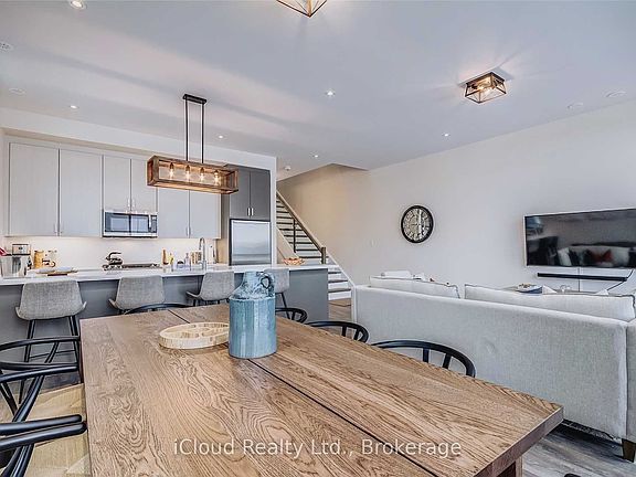 4th image of 3779 Riva Ave