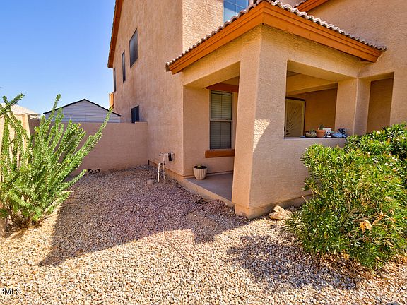 4th image of 1556 E GABRILLA Drive