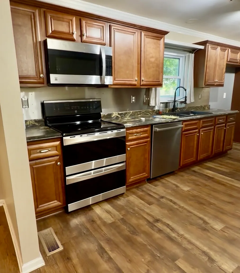 3 bed, 1241 sqft, $1,595 — Photo 3