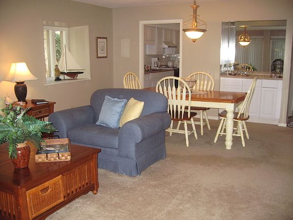 4th image of 3204 Fariway Oaks