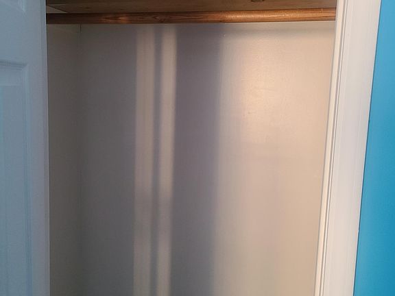 4th image of 636 Grassmere Ter Floor 2