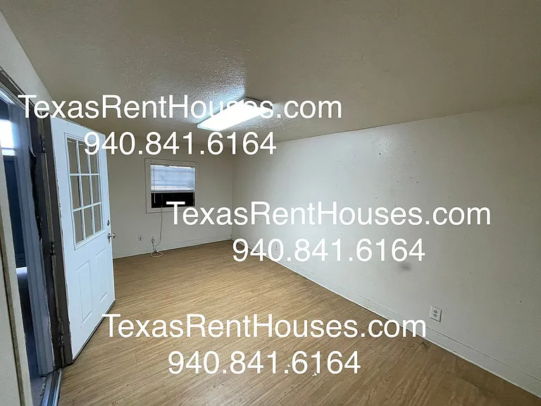 5127 Jacksboro Hwy — Photo 4