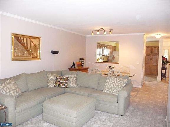 4th image of 4729 Weatherhill Dr