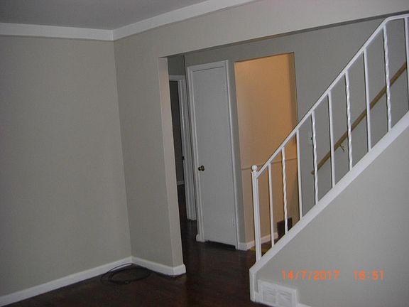 4th image of 18219 Gaylord St