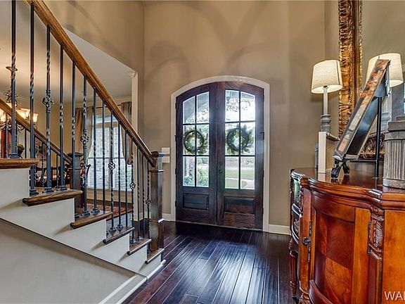 4th image of 508 Hay Market Ln