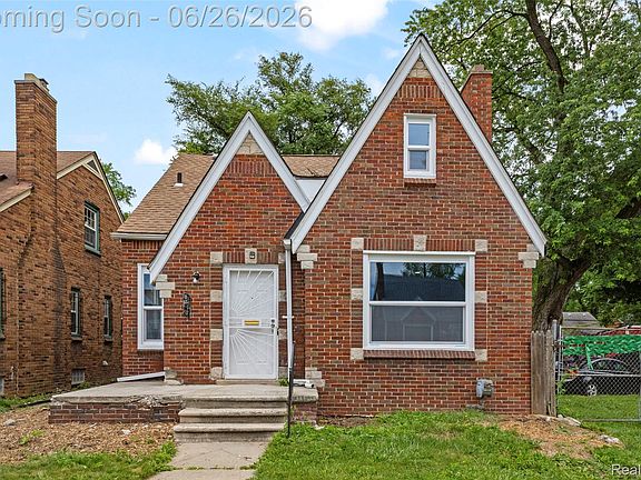 2nd image of 8310 Whitcomb St