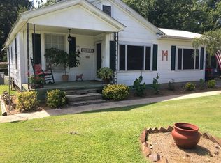 921 Blue Bell St, Baldwyn, MS 38824