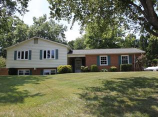 3905 Chaparral Dr, Roanoke, VA 24018