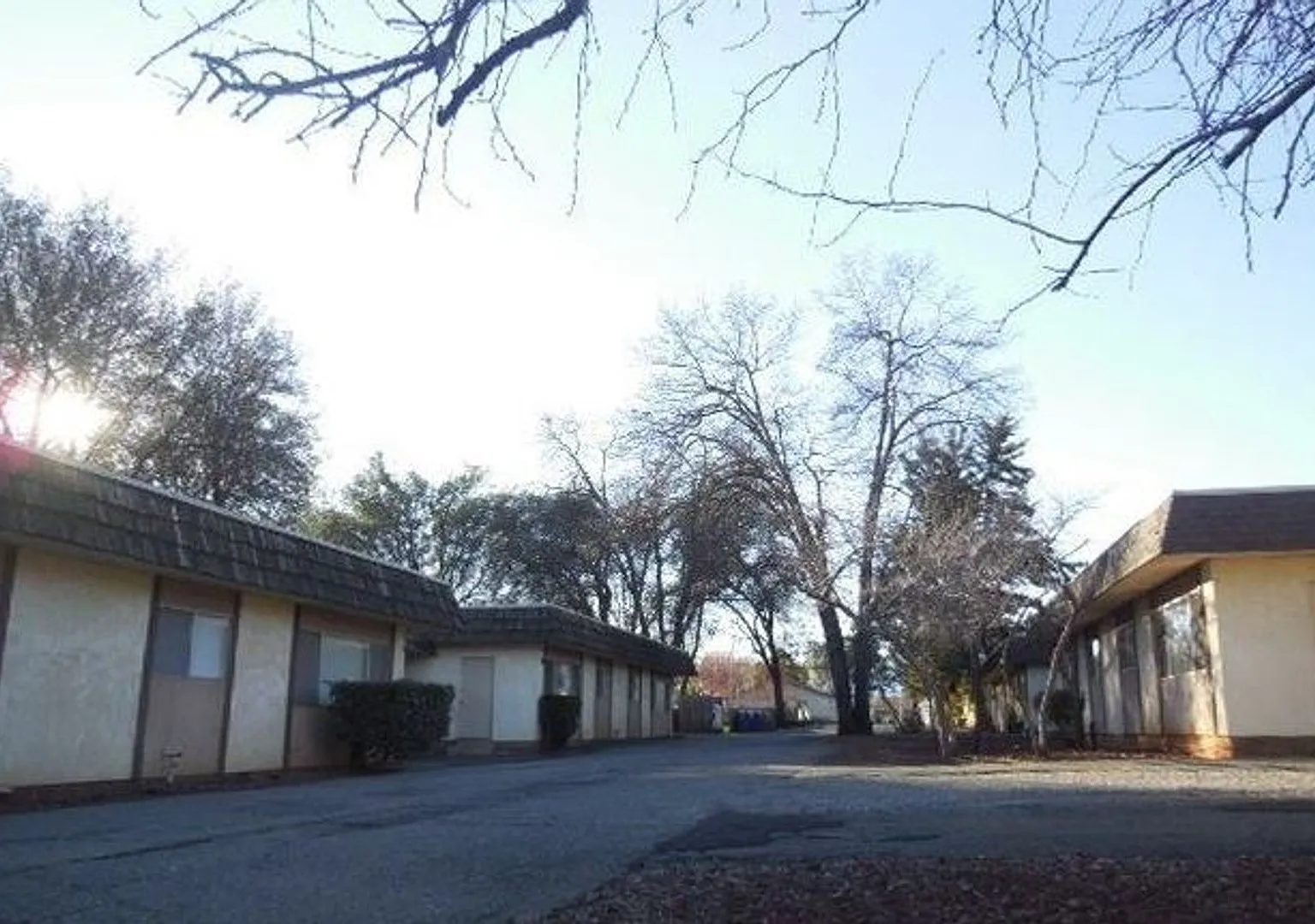 LAWR3141 — Photo 1