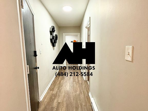 4th image of 1025 W Turner St APT 1