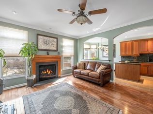 59 Chestnut Ct, Cedar Grove, NJ 07009