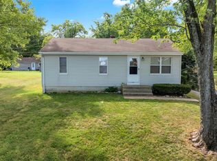 2820 Mulberry Ln, Saint Charles, MO 63303