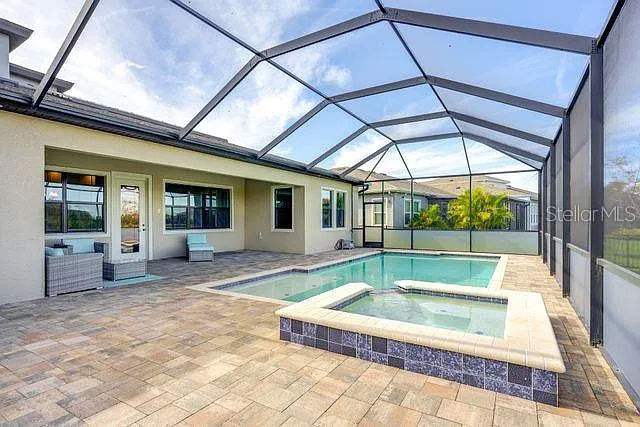 7523 Paradiso Dr — Photo 4